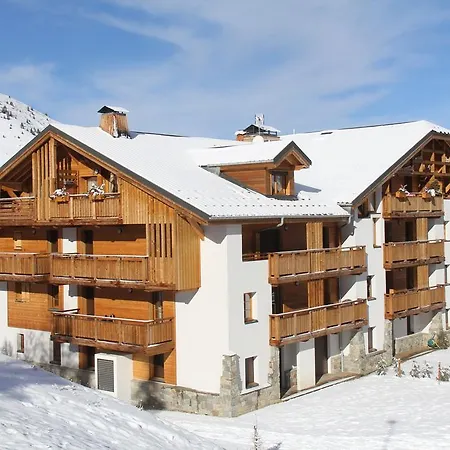 : Le Crystal Apartman